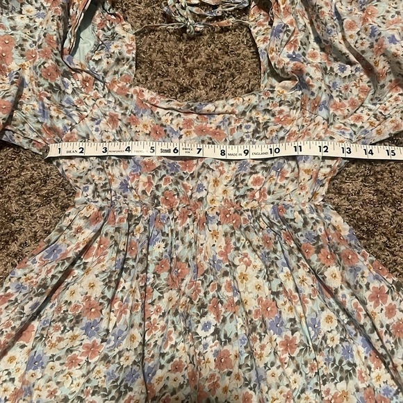 Mable Squareneck Puff Sleeve Floral Mini Dress  Medium - Picture 3 of 9